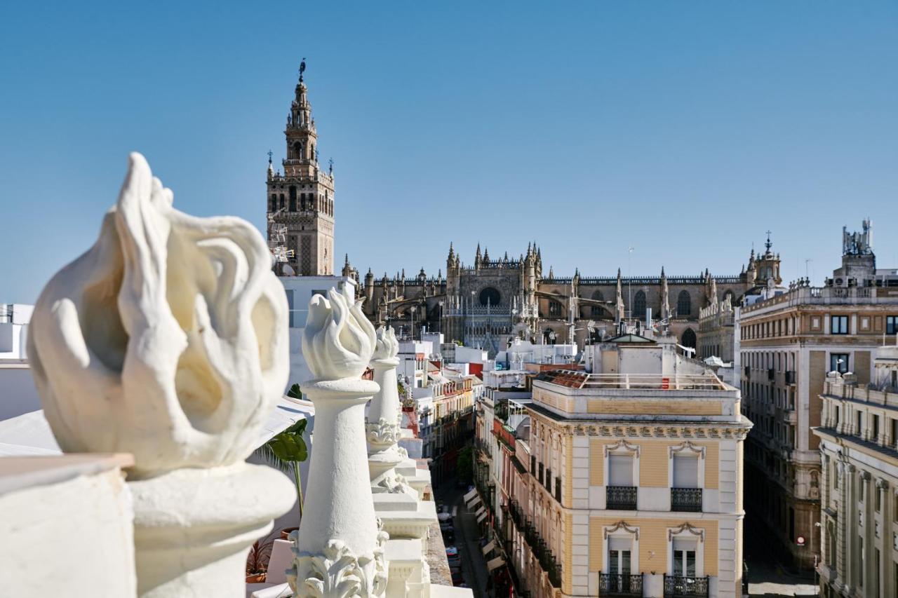 Mercer Plaza Sevilla 5 Gl Bagian luar foto